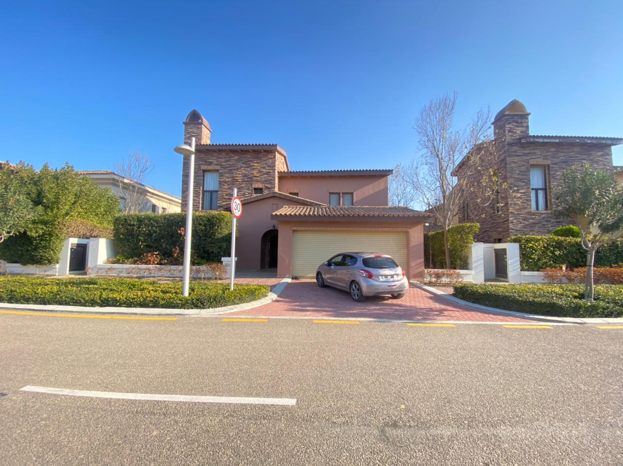 Villa 5 bedrooms for resale in Marassi in North Coast by Emaar Misr furnished